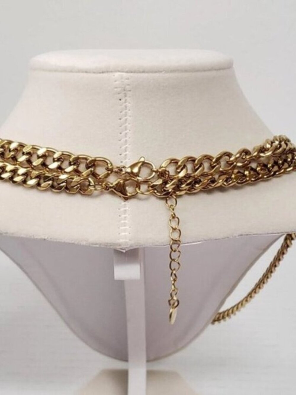 Stainless Steel Gold-Plated Necklace with Authentic Louis Vuitton Padlock - Picture 3 of 14